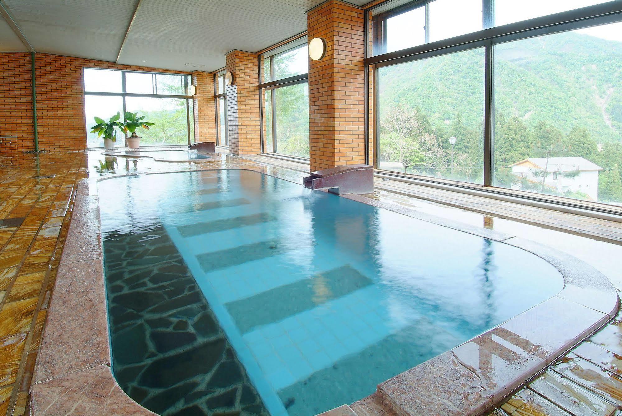 ทาคะฮัง Hotel ยูซาว่า ภายนอก รูปภาพ